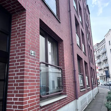 An Der Schlachte-bremen City-boxspringbett -free Parking Bremen